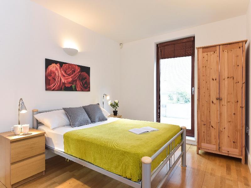 Amber Nike Apartments Londra Dış mekan fotoğraf